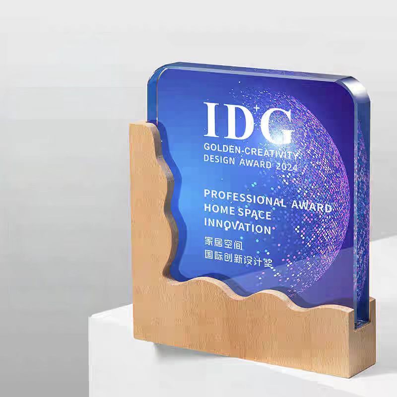 Custom Crystal Trophy Professional Design Personalized Pattern and Color High - End Glass Award OEM Factory