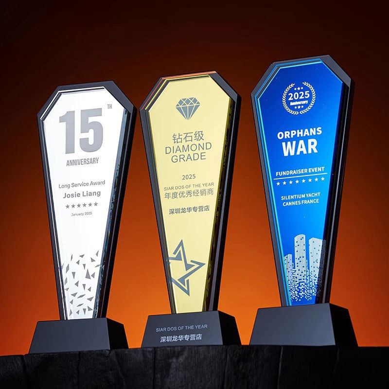 Luxury New Mirror Crystal Glass Trophy Awards Black Artificial Crystal Base with Sandblasted Laser-Colored Medal Souvenir Plaque