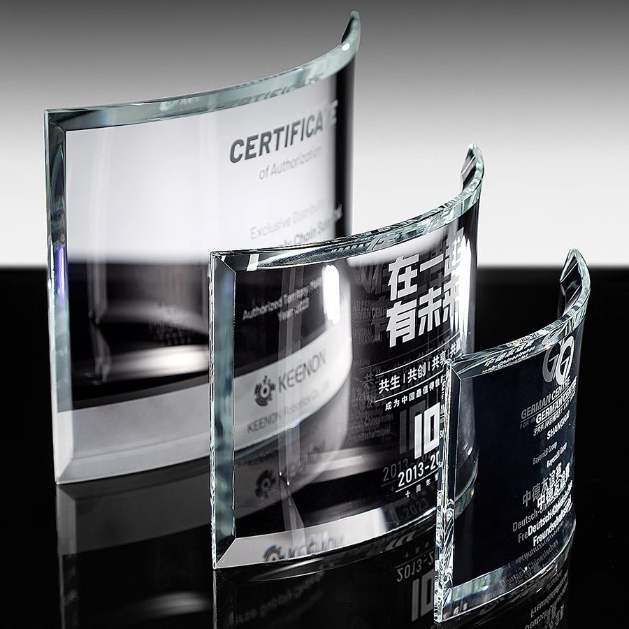 Irresistible Offer Sports Competitions and Community Events Exquisite Blank Crystal Glass Trophy Made of Transparent Crystal