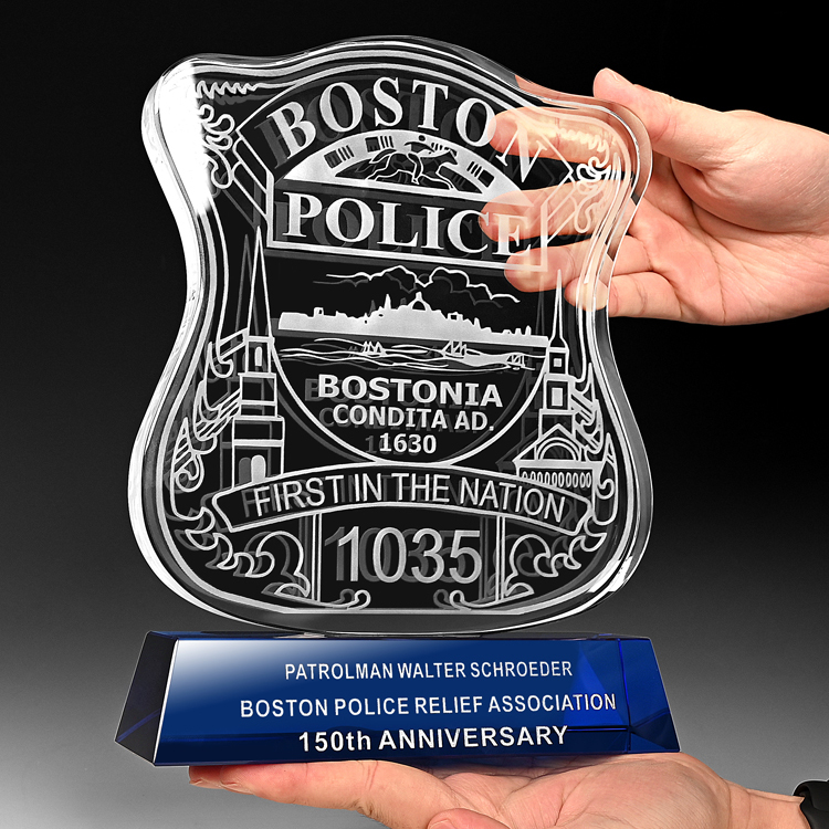 Shining  Customized Crystal Glass Cube Trophy Blue Base With Laser Printing Shield Shape Company Awards for Gift Purposes