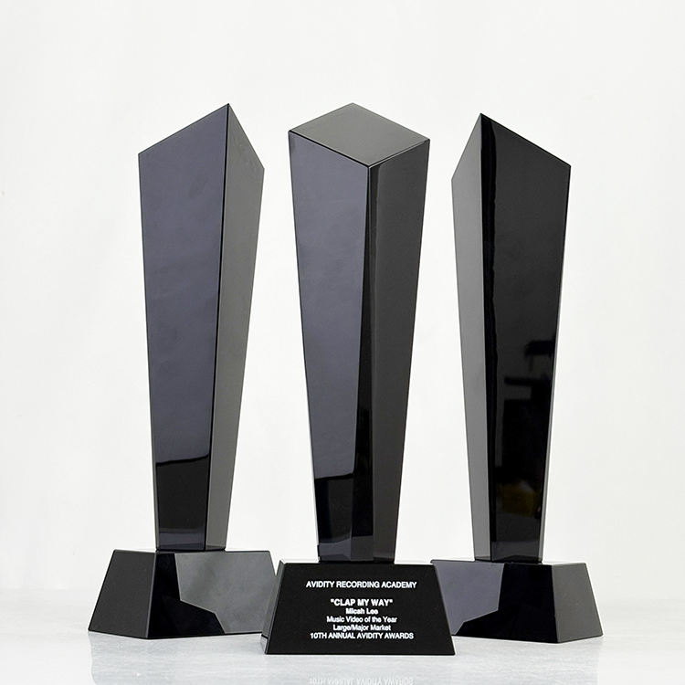 Personalized Custom Logo Engraved Black Blank Irregular K9 Crystal Glass Tower Award Plaque Trophy
