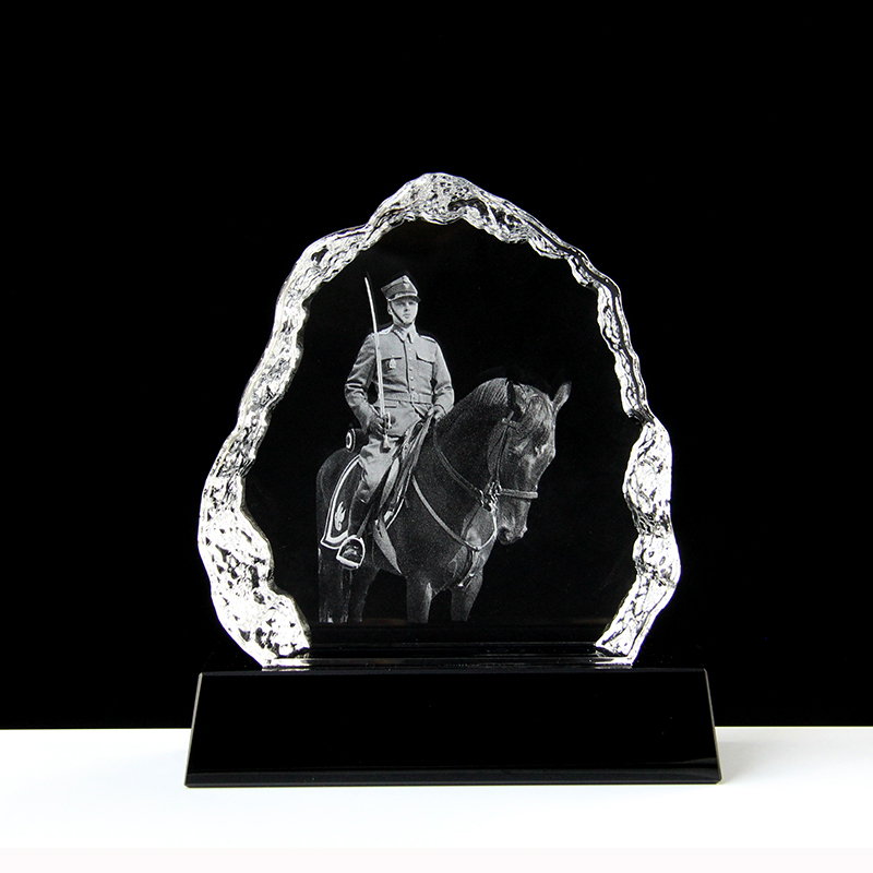 High Quality K9 Crystal Blank Iceberg Awards Personalized Engraving Logo Corporate Crystal Trophy for Company Anniversary Gifts
