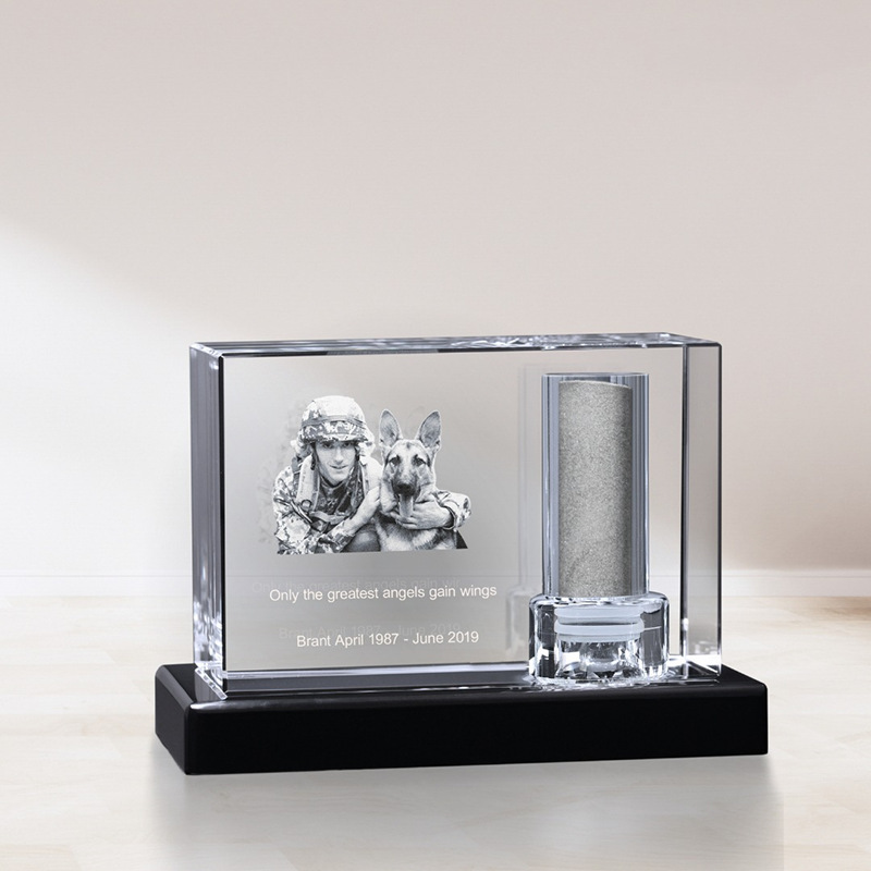 Shining Pet Cremation Urn K9 Crystal Craft Custom Pet Photos Ashes Urn 3d Laser Crystal Cube for Crystal Pet Memorials