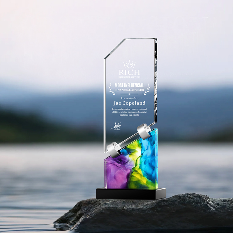 High-End Custom Round Crystal and Wooden Trophy Commemorative Medal for Company Team Events Welcome Gifts