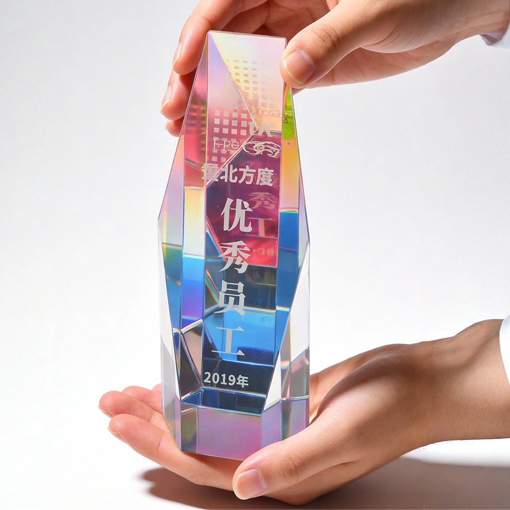 New Design Award Hot Sale Handmade Modern K9 Crystal Trophy Glass Plaque Engraving Custom Trofeos Hexagonal Pillar Shape