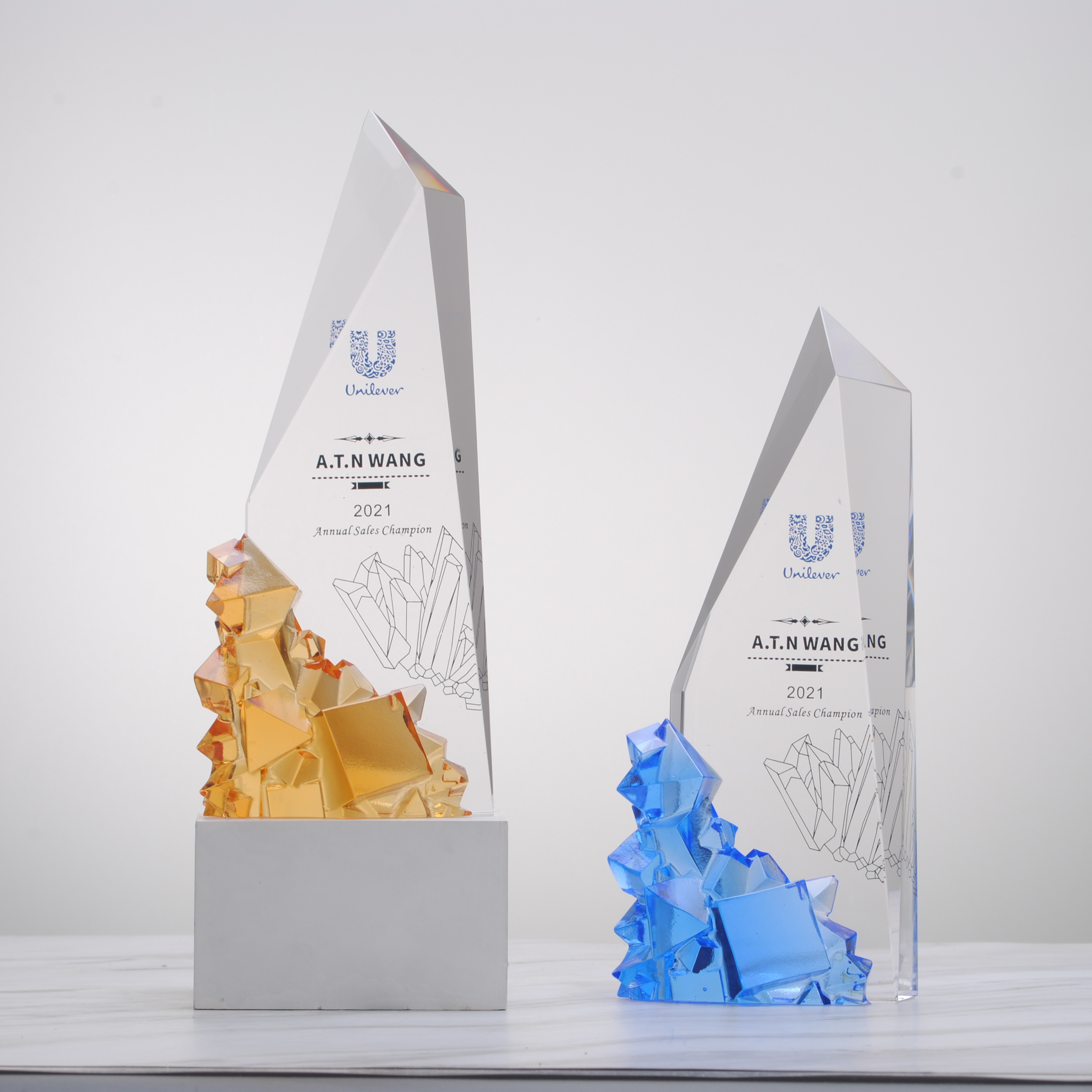 2025 New Arrival Wholesale Crystal Trophy Crystal Glass Award Crystal Plaque for Souvenir Gifts