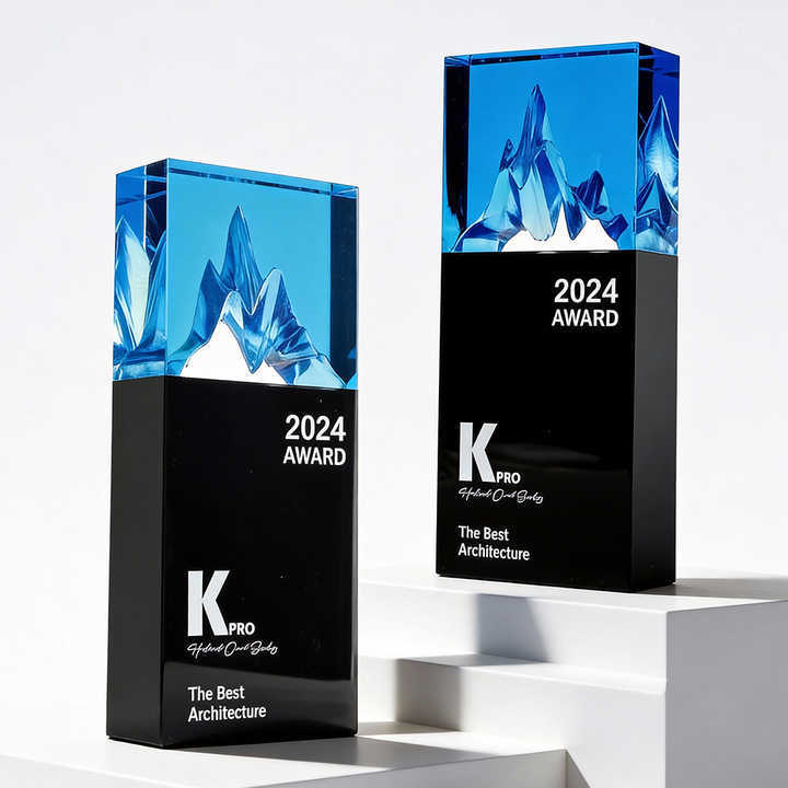 New Design Factory Wholesale High Quality Liuli Iceberg Crystal Award Plaque Trophy Laser UV Printing Custom Logo Fashion Trend
