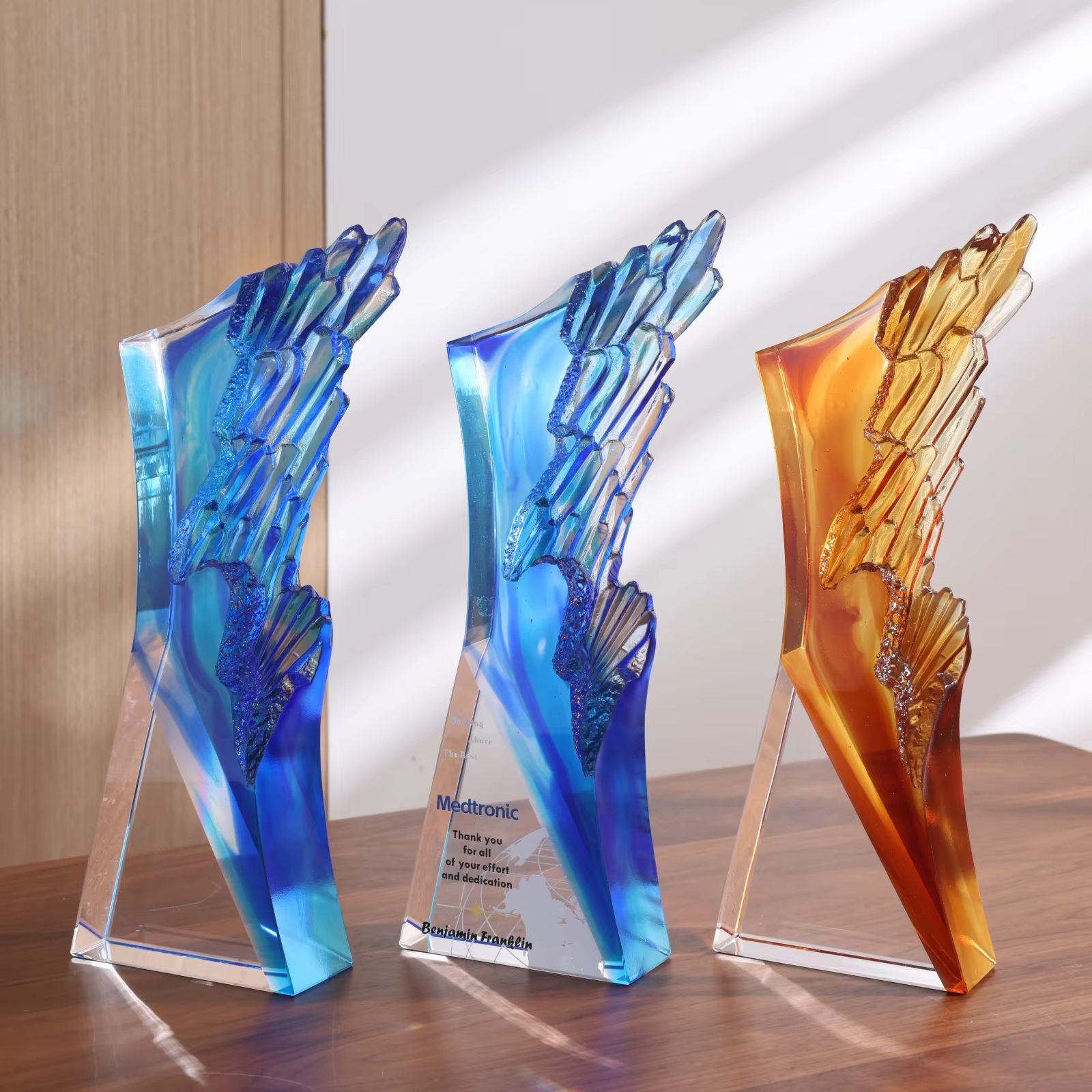 Honor Crystal Award for Engraving Wholesale Customized Competition Crystal Trophy Sandblasting Technique Custom Logo Shape for