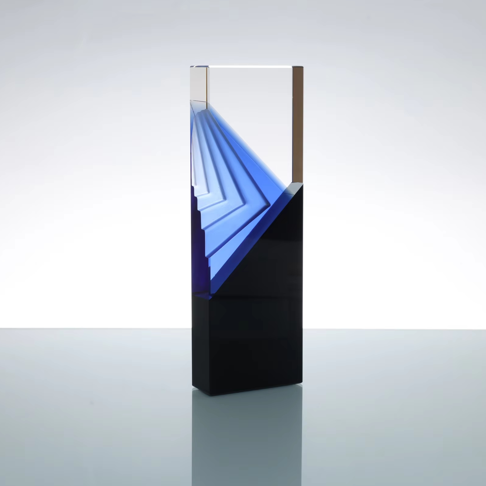 Factory Wholesale Custom Design Crystal Trophy Award for Business Gift