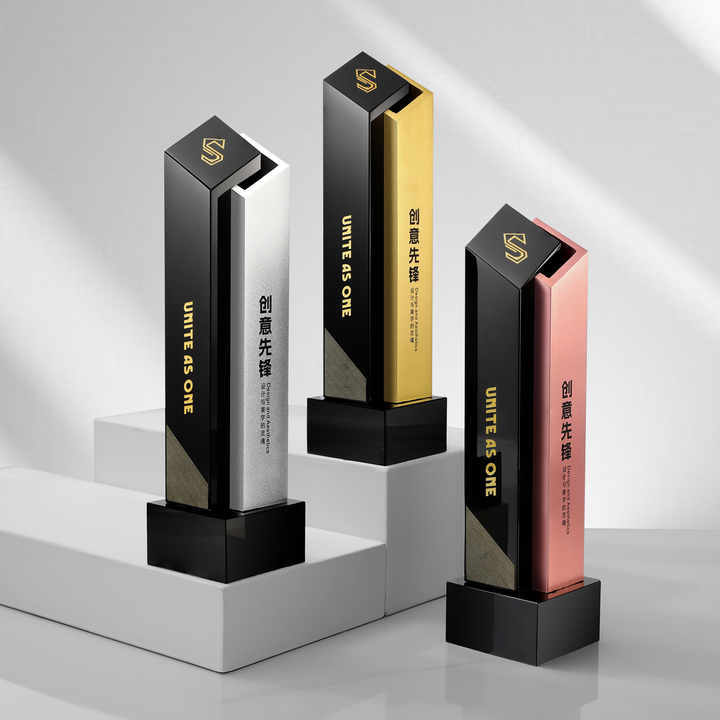 Newest Design Modern Crystal Metal Trophy Award Handmade Artisanal Cast for Champion Durable Personalized Customized Logo