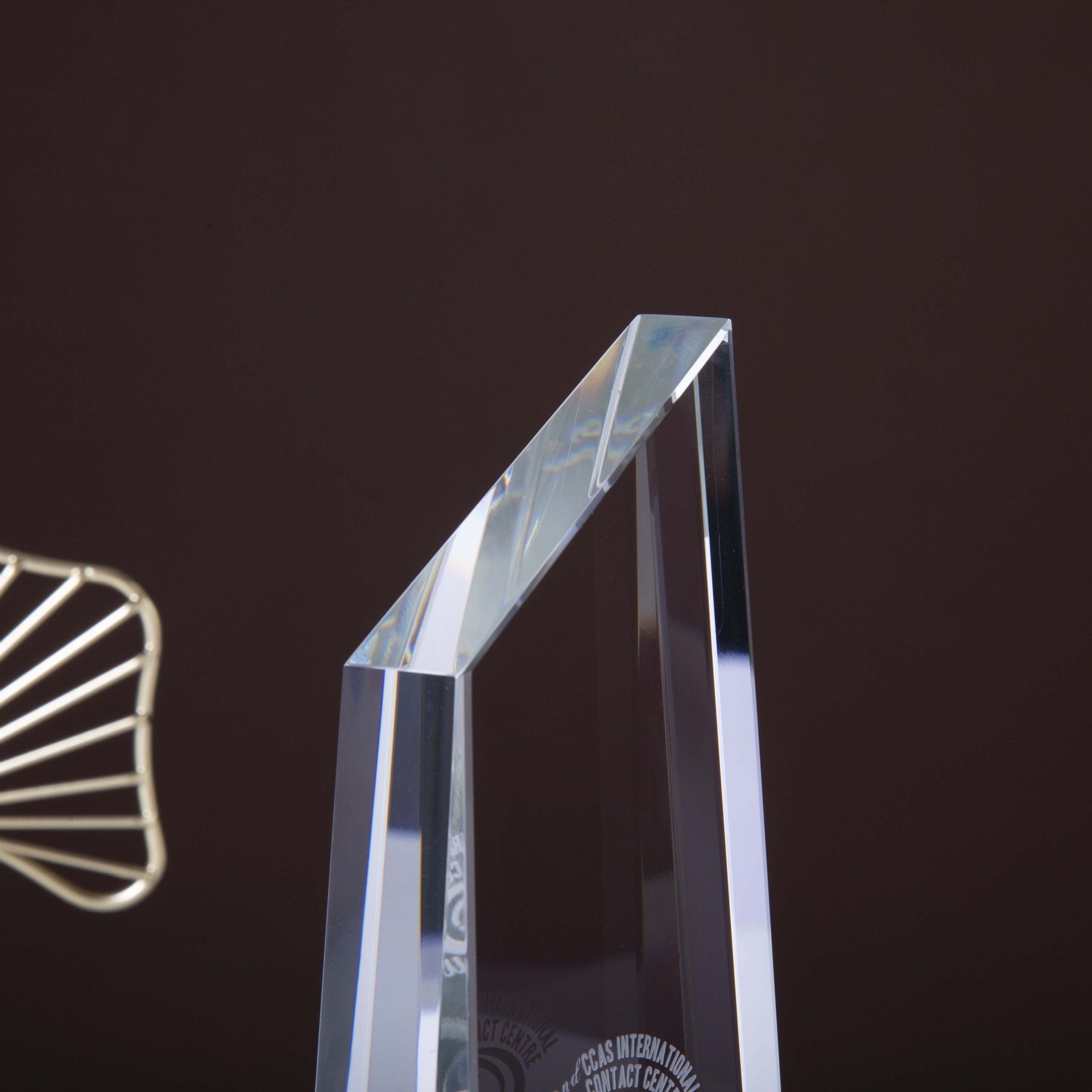 Honor of Crystal Customized 3D Engraving Crystal Sport Trophy Crystal Glass Award Trophy