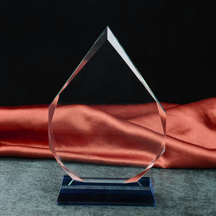 Factory Wholesale K9 Blank Crystal Iceberg Models Shield Custom Laser Engraved logo Crystal Glass Trophy Awards for Sports Event