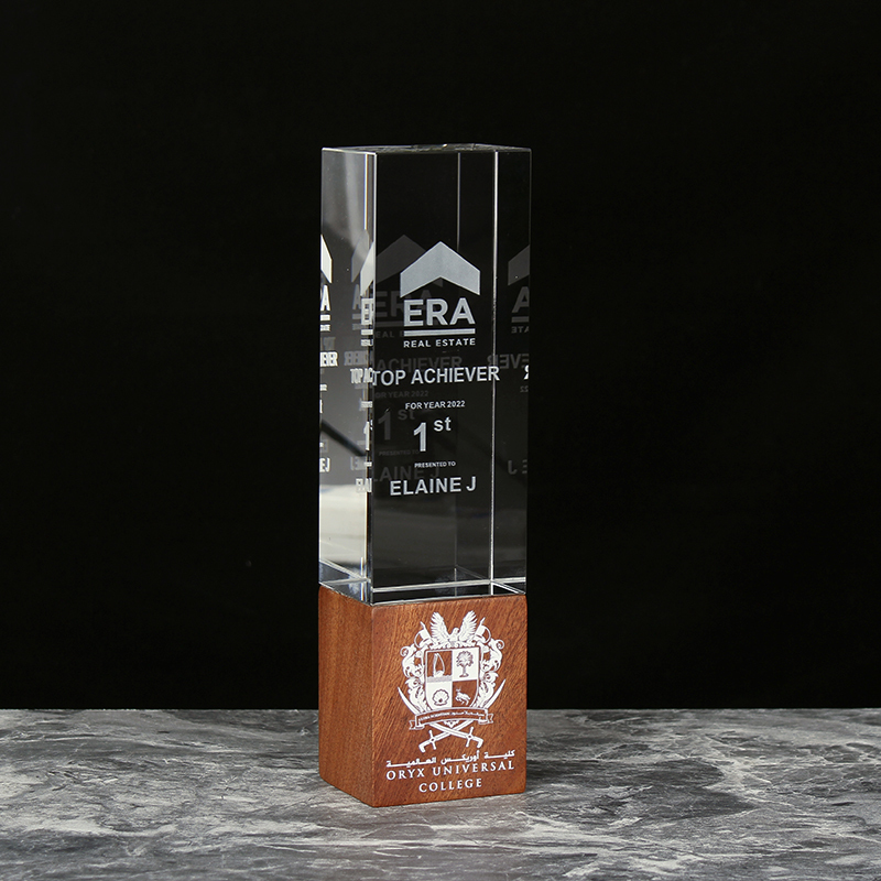 Hot Sale Clear Crystal Trophy With Wooden Base Custom Logo for Graduation Trophy Award