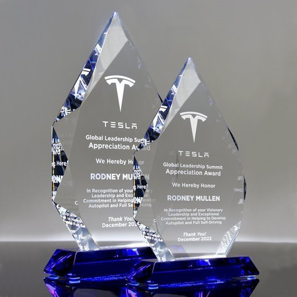 Factory Wholesale K9 Blank Crystal Iceberg Models Shield Custom Laser Engraved logo Crystal Glass Trophy Awards for Sports Event