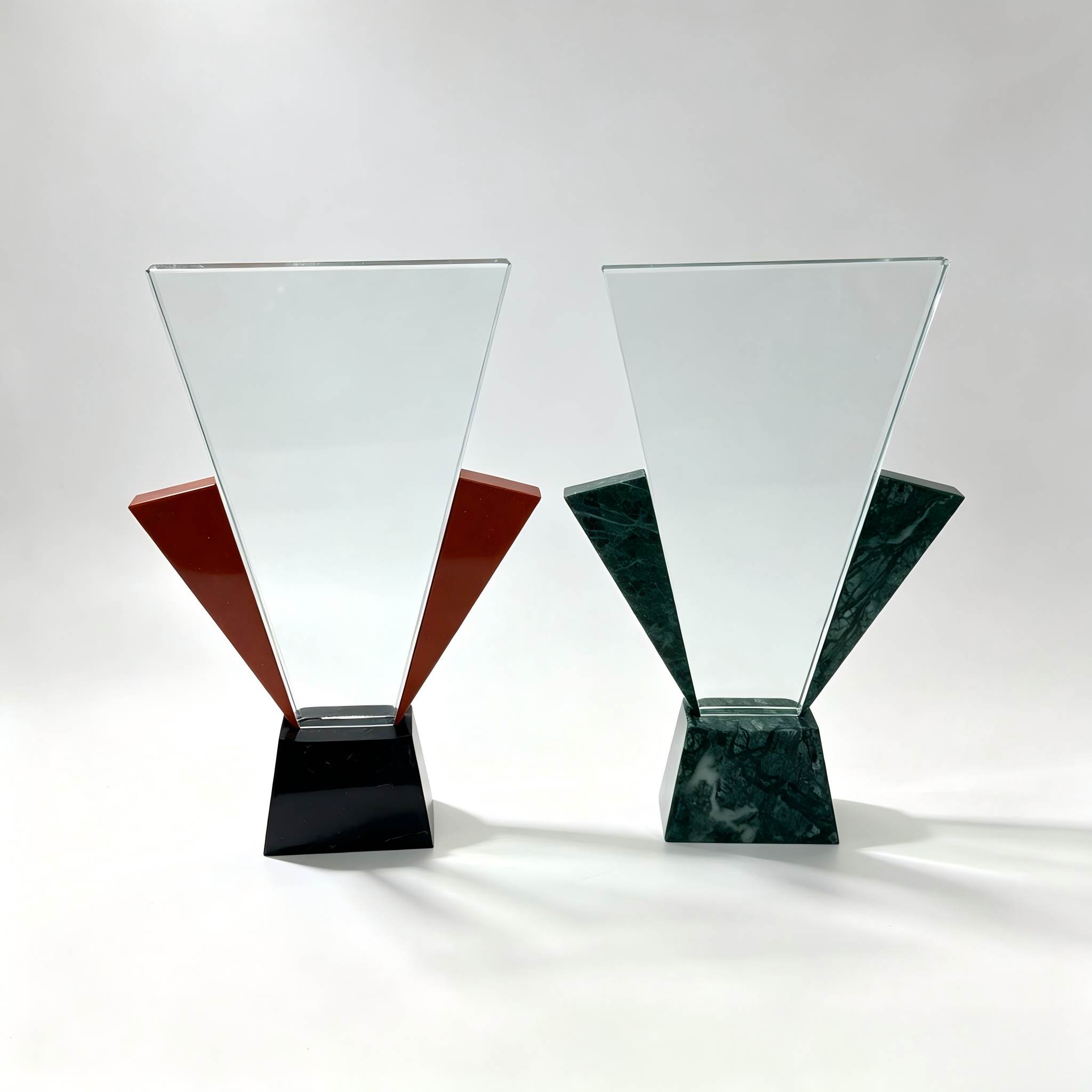 Modern Triangle Crystal Trophy Marble Side Decoration Custom Sandblasted Engraving Fashion Trend TV Movie Style Award Plaque for