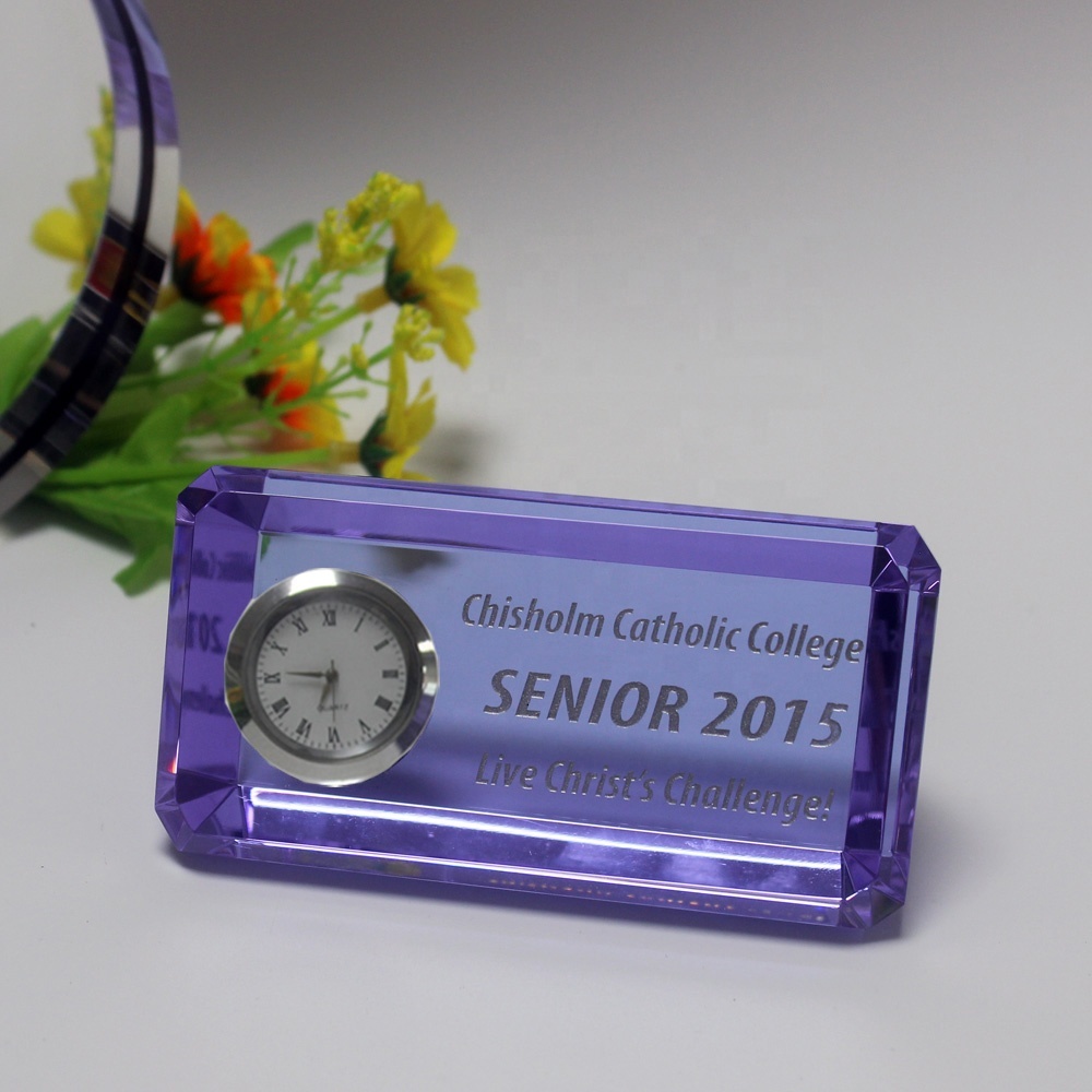 Crystal Glass Table Clock Stand Clock Laser Souvenirs  Cheap Mini Crystal Engraved Logo Crystal Promotional Custom 3d Clear Gift
