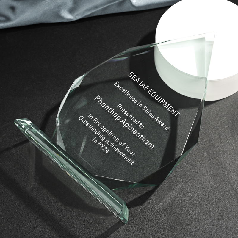 Promotion Business Custom Logo Durable Sandblasted Star Glass Crystal Trophy Sport Cup Award for Souvenirs & Crafts