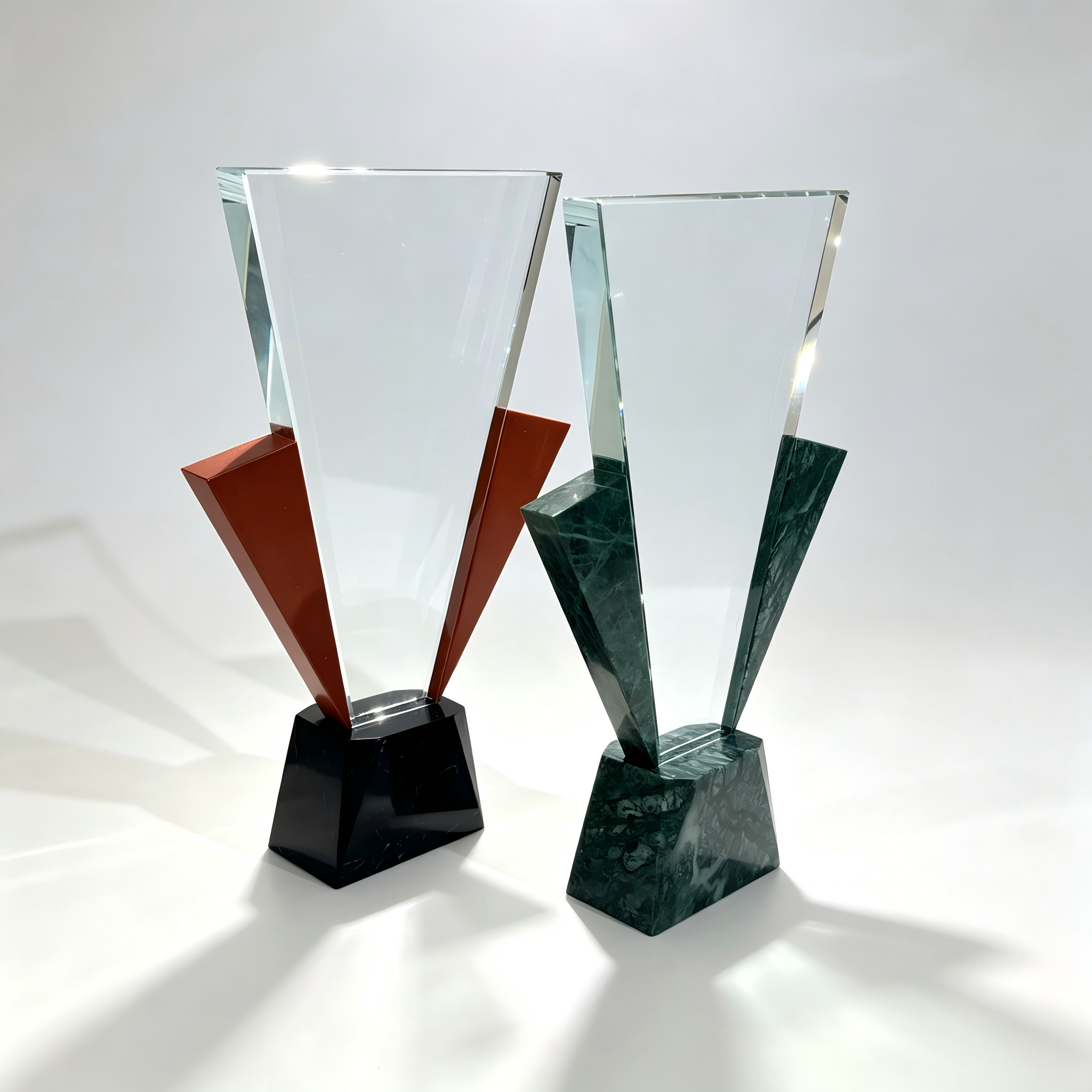 Modern Triangle Crystal Trophy Marble Side Decoration Custom Sandblasted Engraving Fashion Trend TV Movie Style Award Plaque for