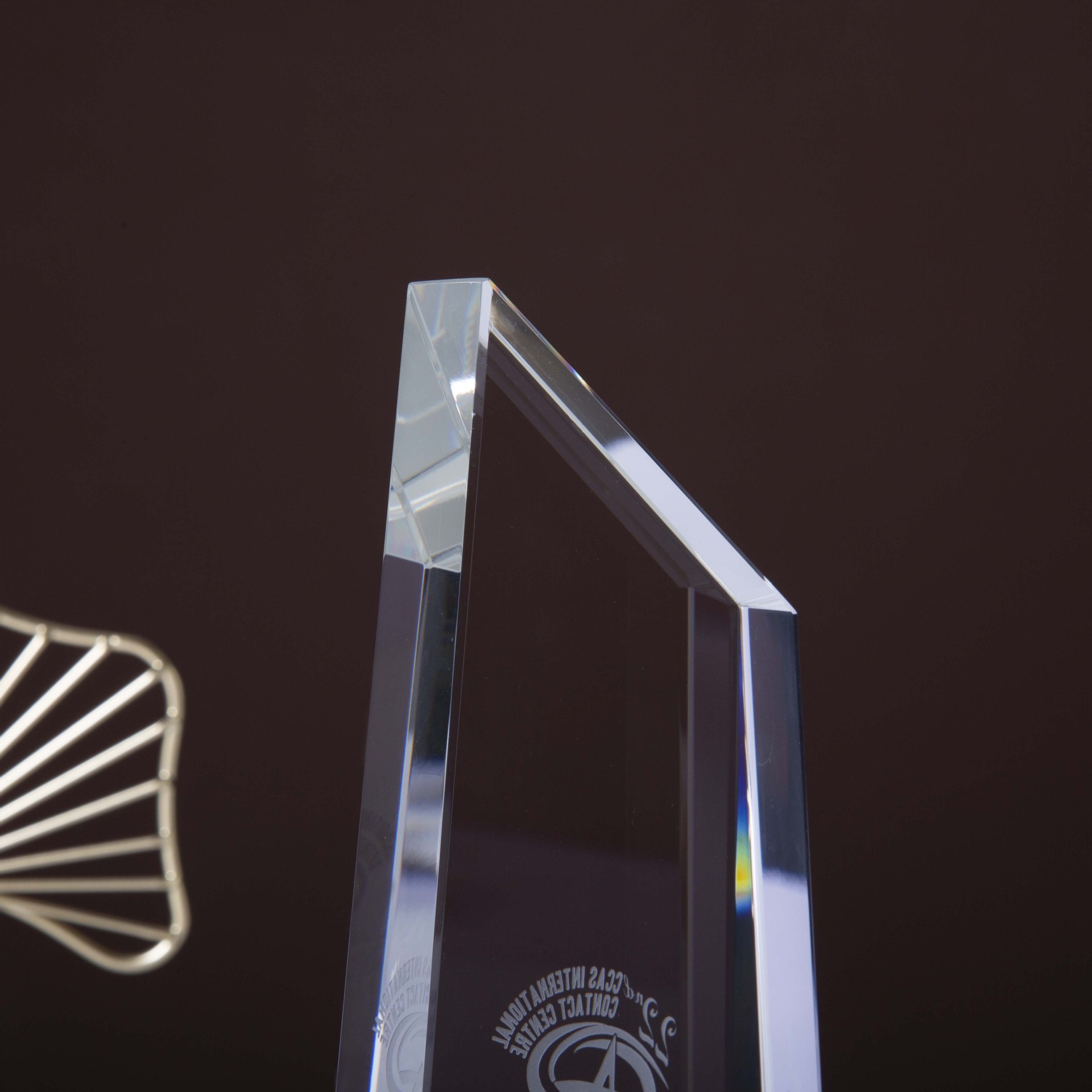Honor of Crystal Customized 3D Engraving Crystal Sport Trophy Crystal Glass Award Trophy