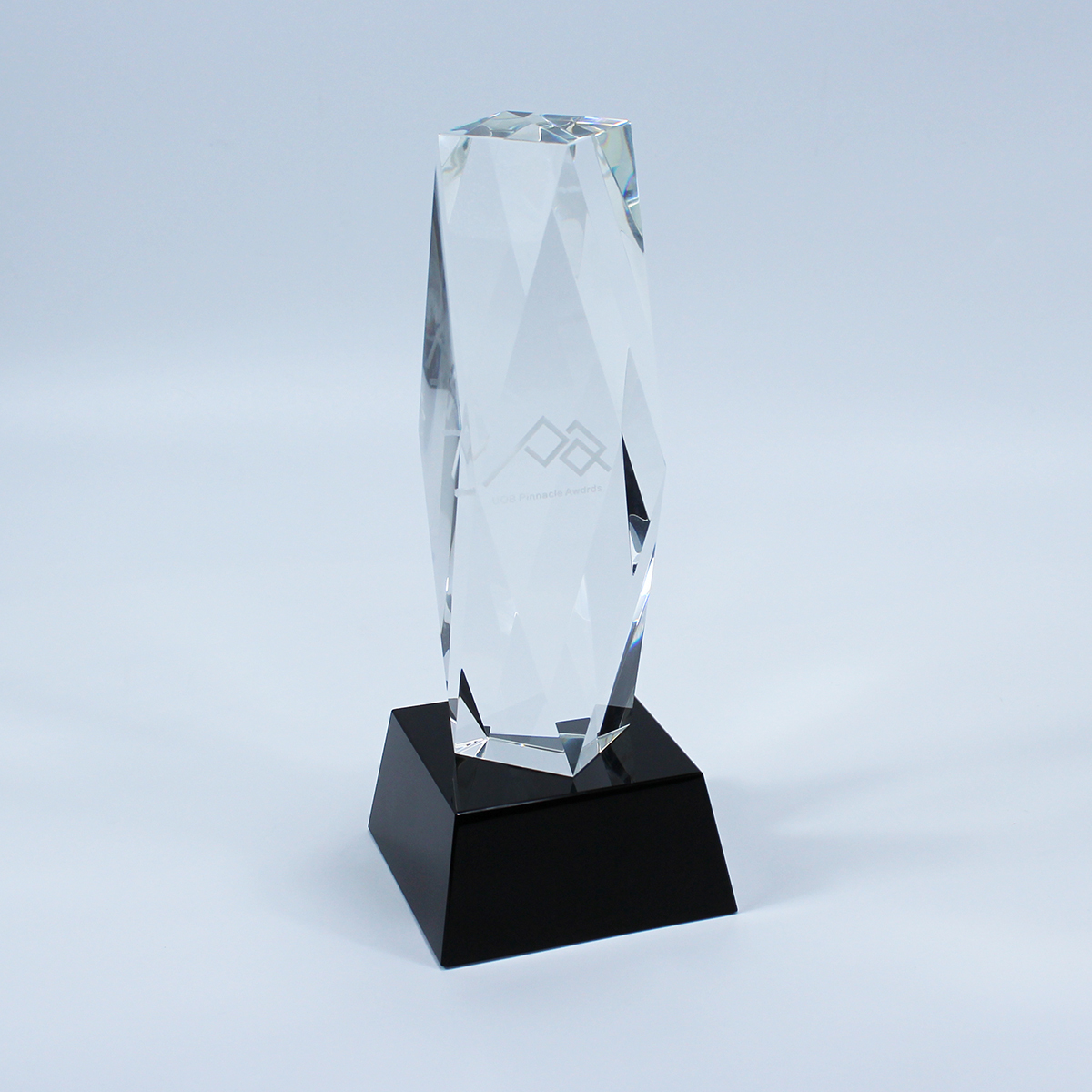 Hitop Ceremony Award Trophy Custom Service Metal Cup Trophy K9 Crystal Trophy for Ceremony Gift