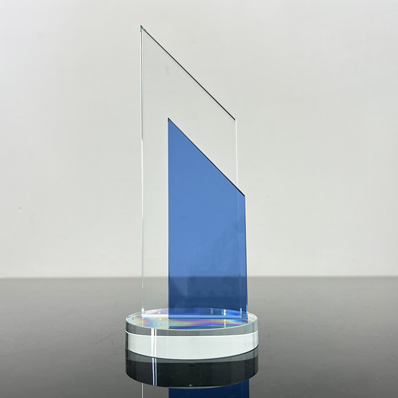 Customized Engraving Blue  Crystal Sailboat Trophy Awards MH-J576
