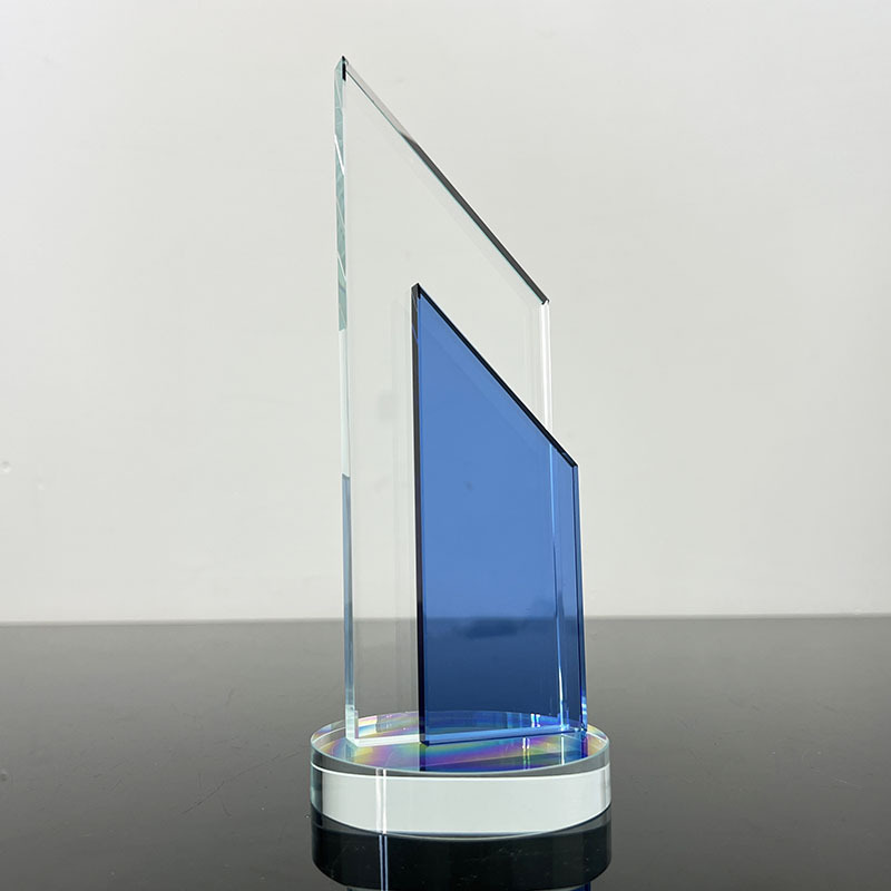 Customized Engraving Blue  Crystal Sailboat Trophy Awards MH-J576