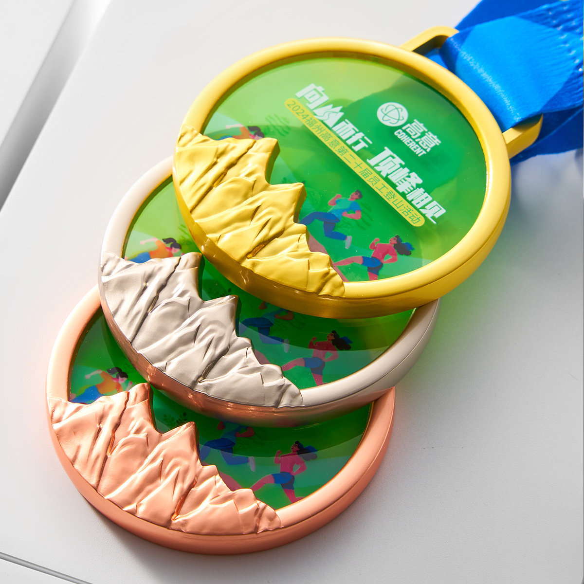 High Quality Custom Commemorative Sports Gold Crystal Medal for Marathon Champion Metal Crystal Glass Medal