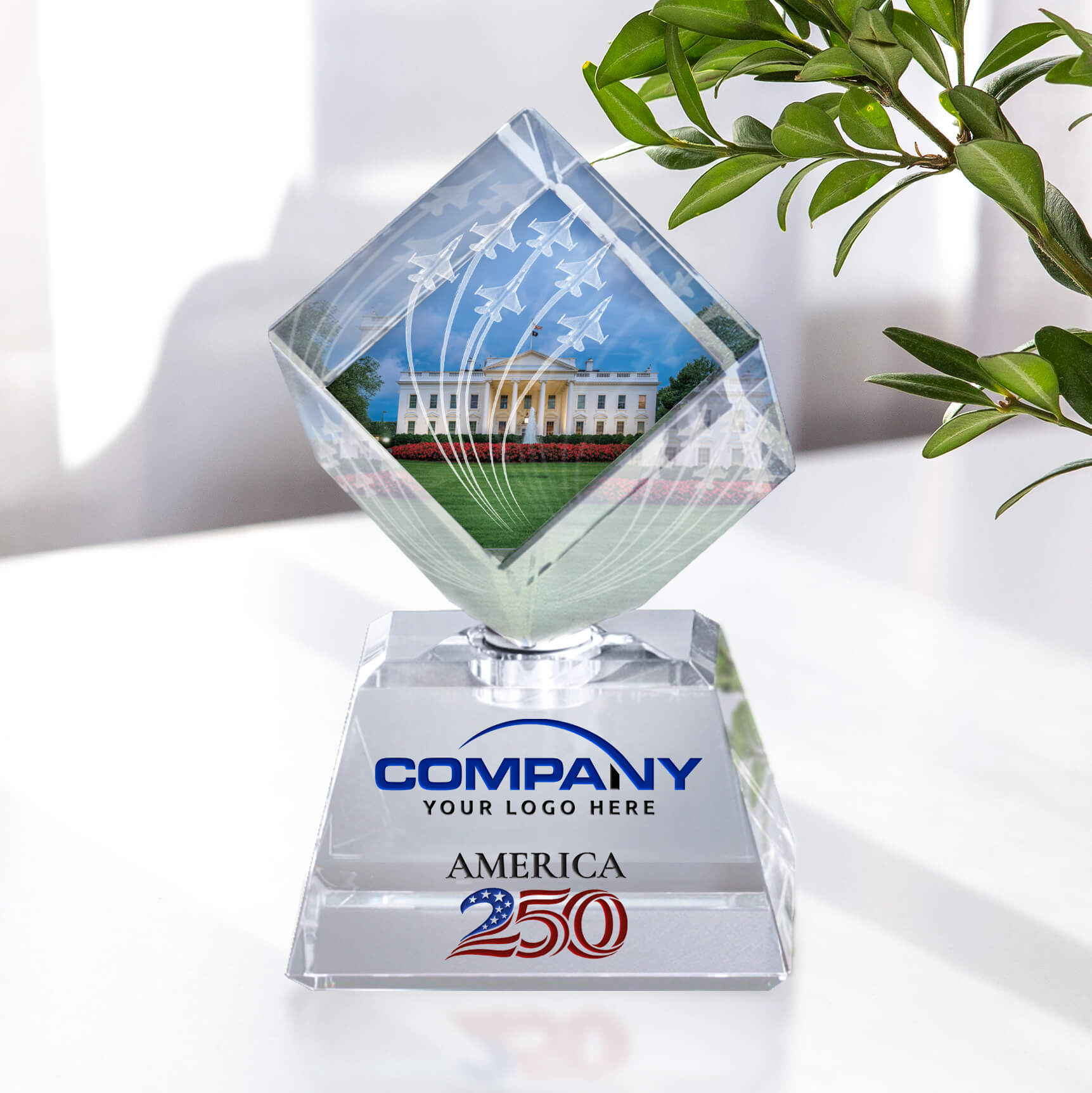 Top Ranking Souvenir Gift Crystal Cube Trophy Business Souvenir Wholesale Desk Decoration