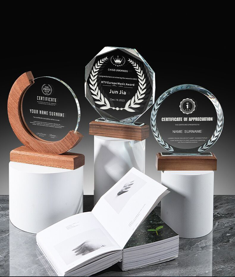 Crystal Glass Award Trophy with Wooden Base  for Corporate Presentation