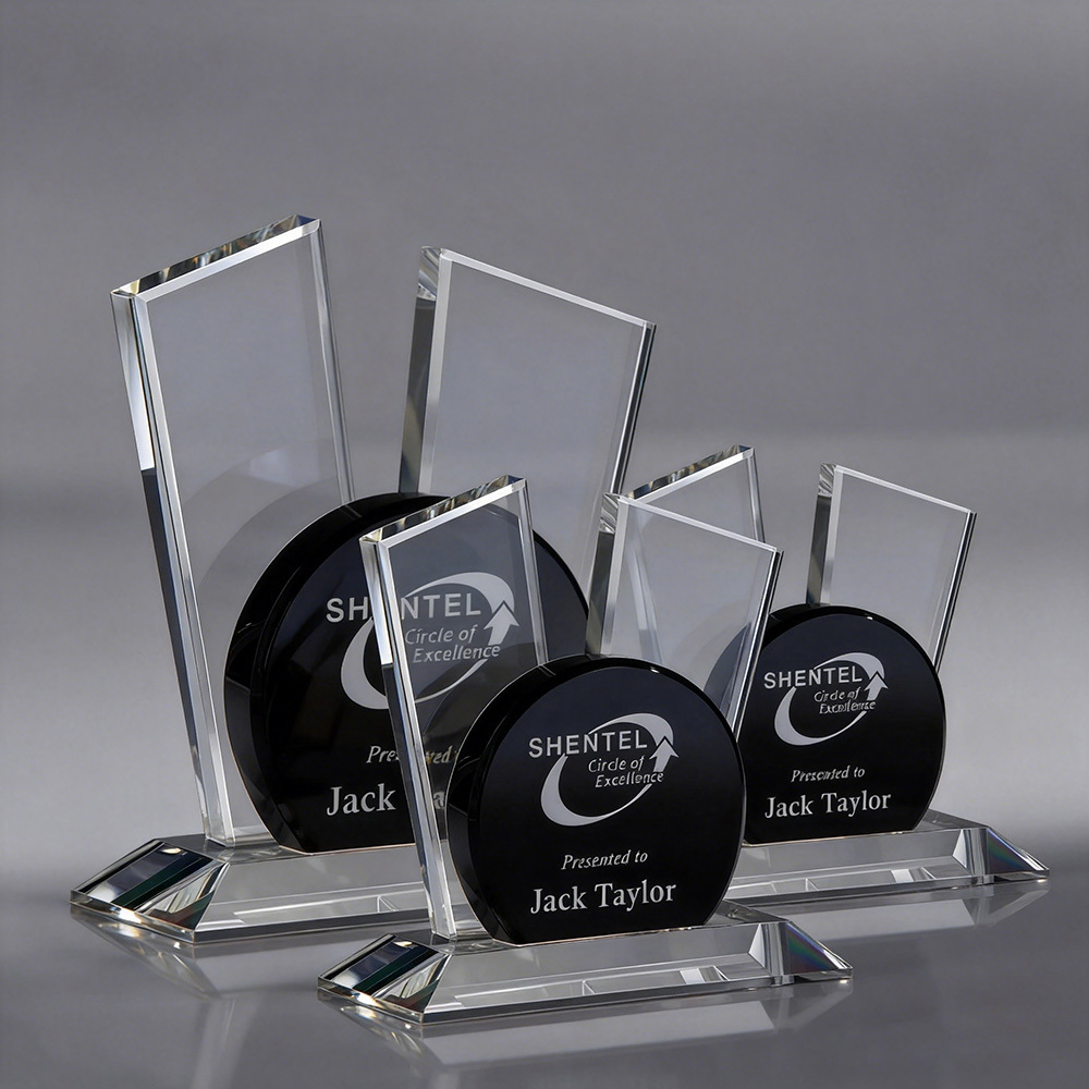 Top Ranking Factory Wholesale Handmade Crystal Achievement Trophy Award for Office Desk Decoration