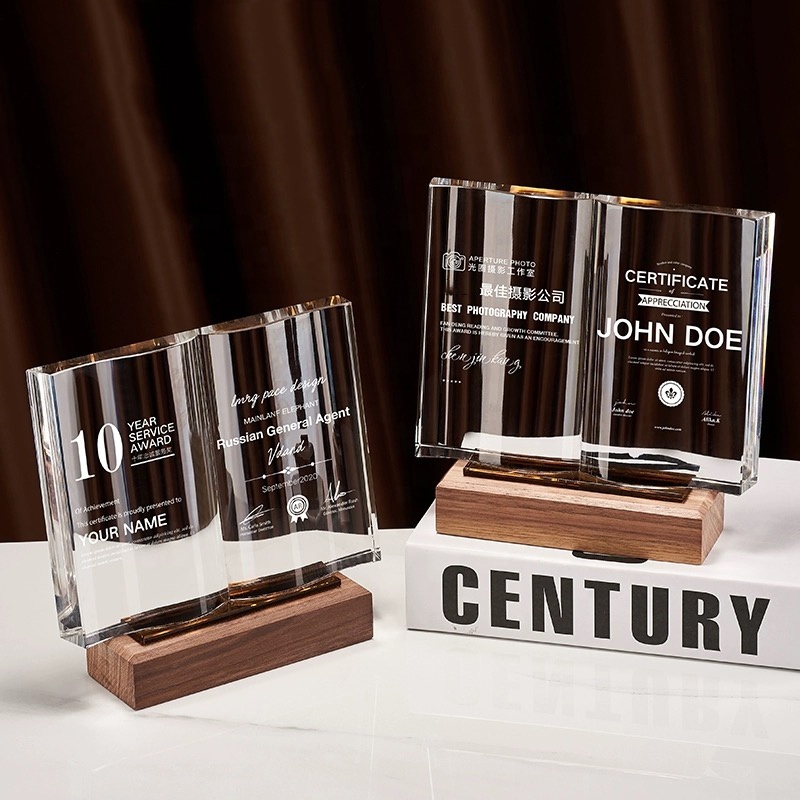 Hot Selling Clear Crystal Wooden Base Book Shape Trophy Award for Teachers' Day Gift School Teacher Retirement Souvenir