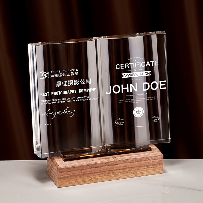 Hot Selling Clear Crystal Wooden Base Book Shape Trophy Award for Teachers' Day Gift School Teacher Retirement Souvenir