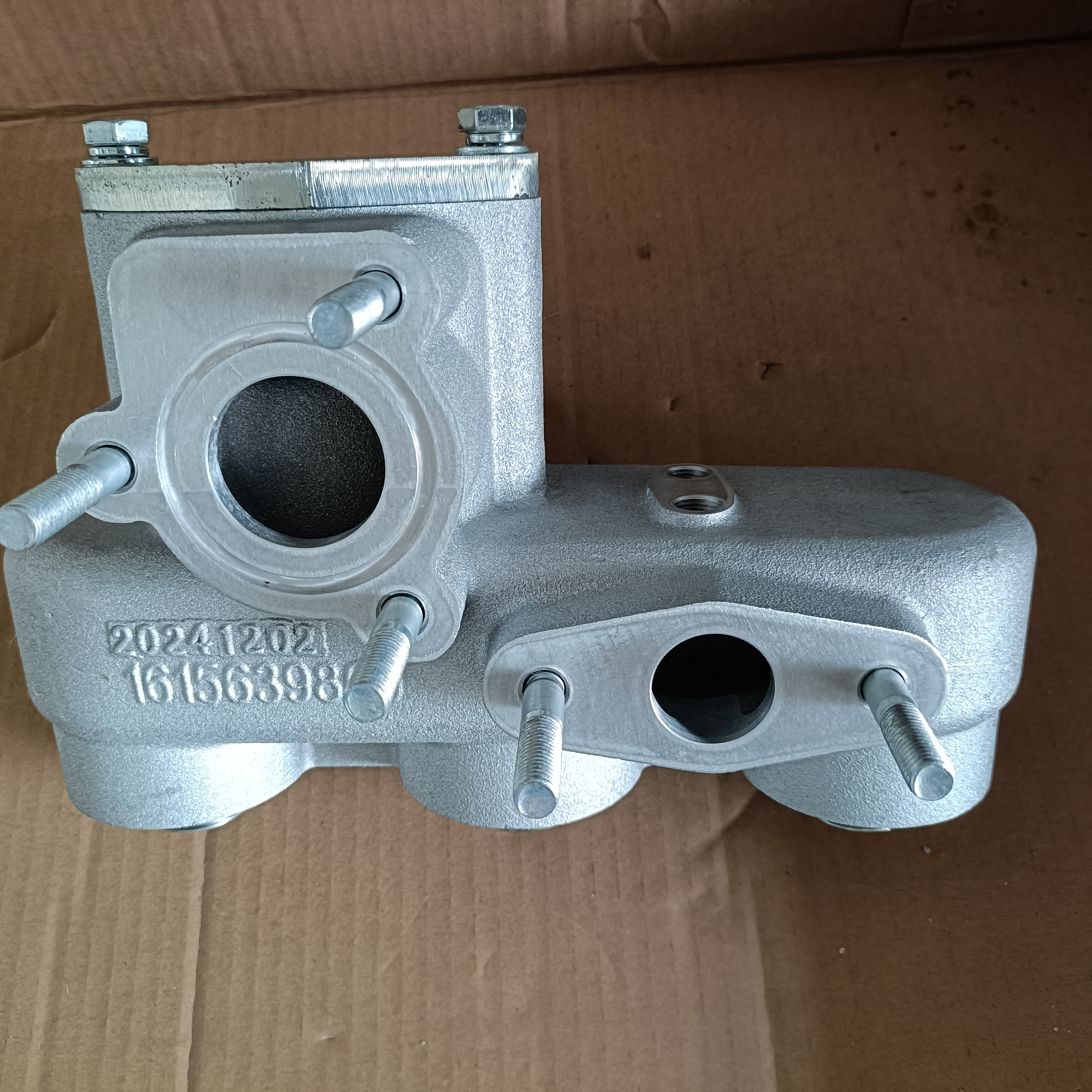 Oil filter base 1615639800,MY SHOP,Oil filter base 1615639800