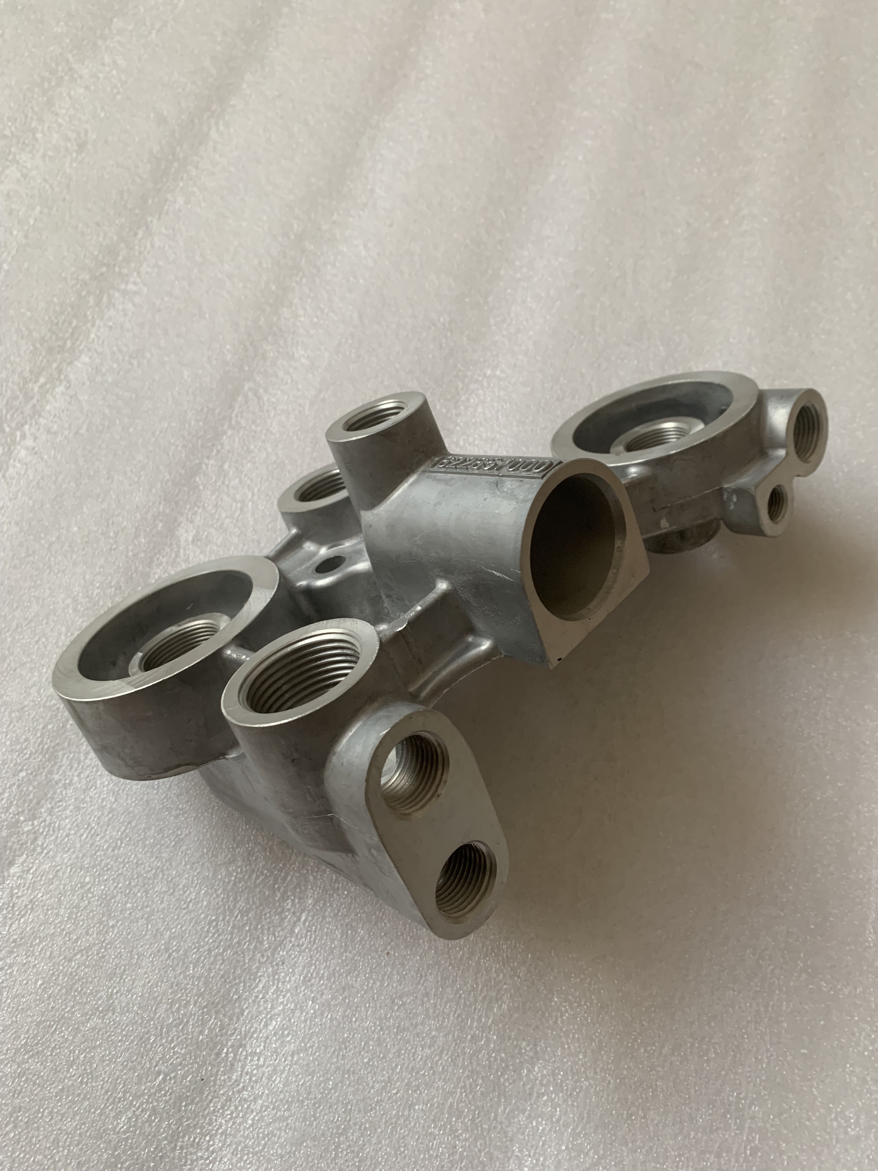 1622657000 air Compressor Oil Filter Valve Base,Xi'an Oukesi Machinery Equipment Co.,Ltd,1622657000 air Compressor Oil Filter Valve Base