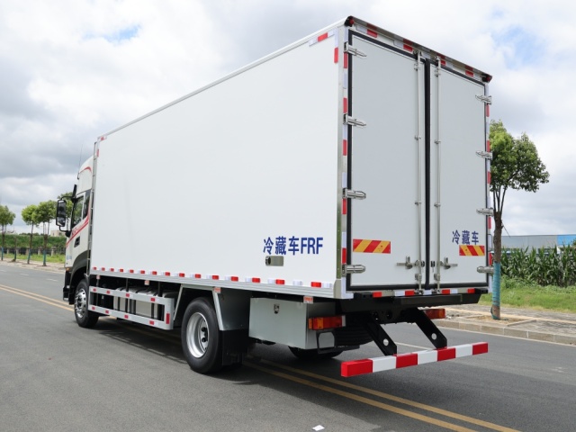 Sinotruk Howo 33.8-Meter Insulated Aerial Work Platform,MY SHOP,Sinotruk Howo 33.8-Meter Insulated Aerial Work Platform