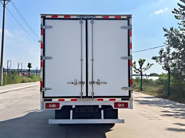 Futian Oerlikon 18-cubic refrigerated truck,MY SHOP,Futian Oerlikon 18-cubic refrigerated truck