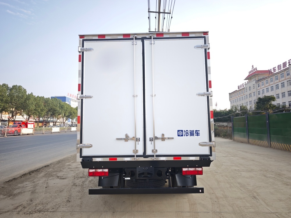First Automobile Group's 22-cubic-meter refrigerated truck,MY SHOP,First Automobile Group's 22-cubic-meter refrigerated truck