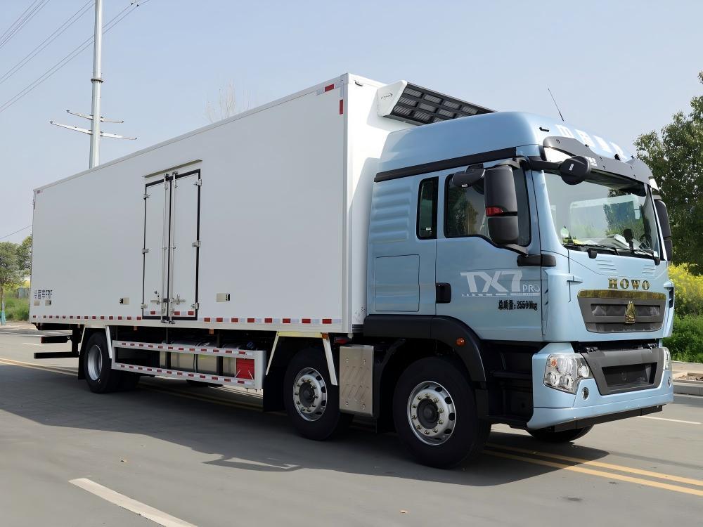 Sinotruk Howo TX7 56 cubic Refrigerated Truck,MY SHOP,Sinotruk Howo TX7 56 cubic Refrigerated Truck
