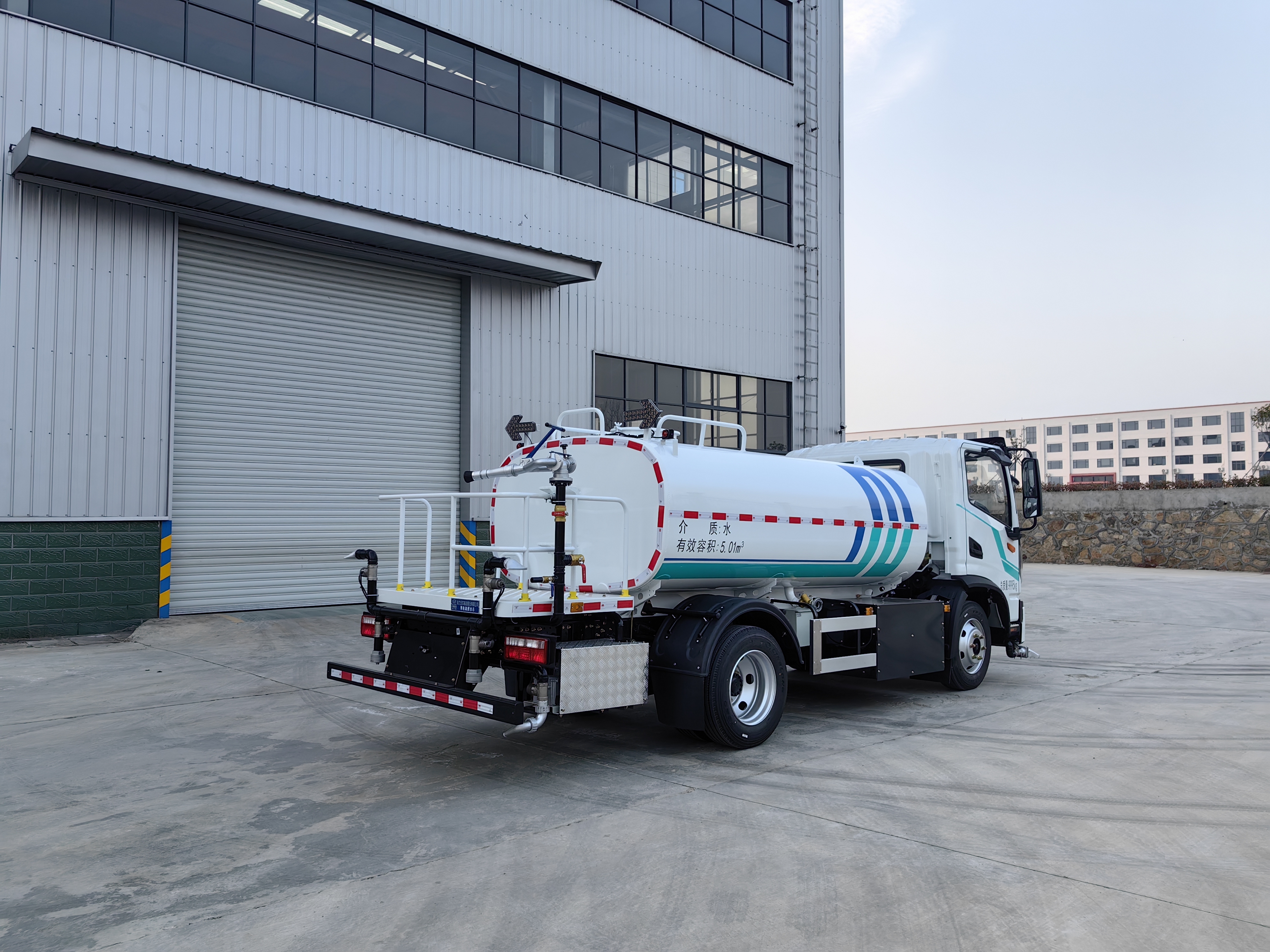 Yiwei Brand 10-ton class pure electric sprinkler truck.,MY SHOP,Yiwei Brand 10-ton class pure electric sprinkler truck.