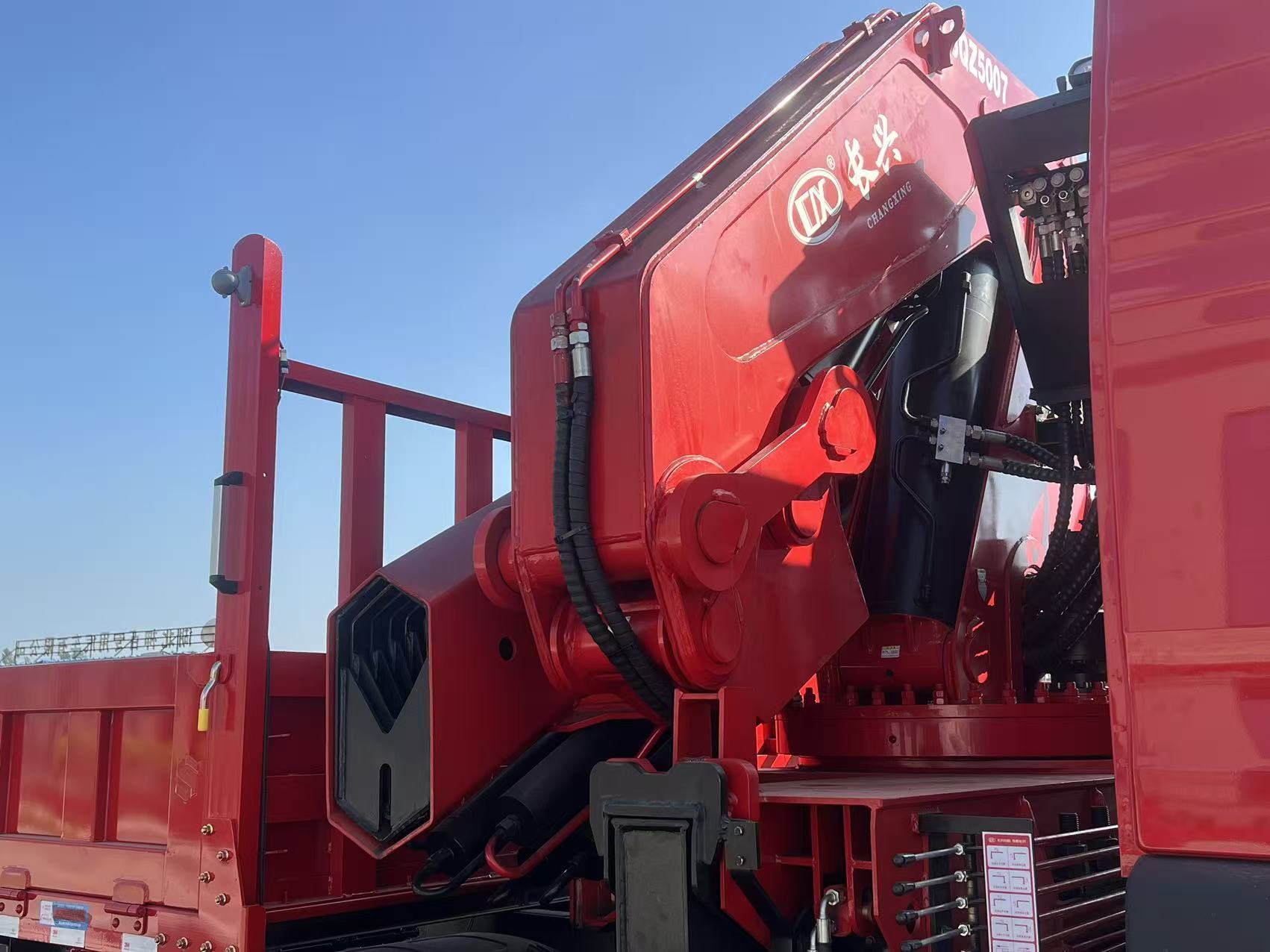 Sinotruk Howo Changxing 25-ton Knuckle Arm Truck Crane,MY SHOP,Sinotruk Howo Changxing 25-ton Knuckle Arm Truck Crane