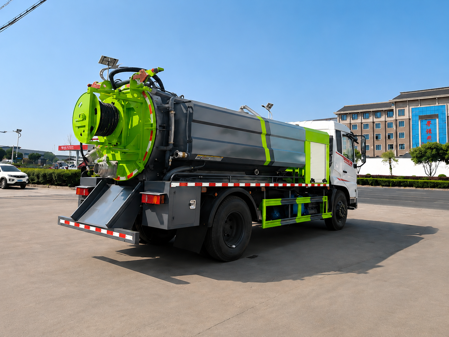 Camion d'aspiration et de nettoyage des eaux usées de 9 mètres cubes, MA BOUTIQUE, Camion d'aspiration et de nettoyage des eaux usées de 9 mètres cubes