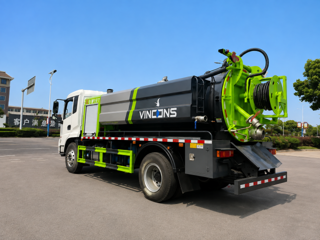 Camion d'aspiration et de nettoyage des eaux usées de 9 mètres cubes, MA BOUTIQUE, Camion d'aspiration et de nettoyage des eaux usées de 9 mètres cubes