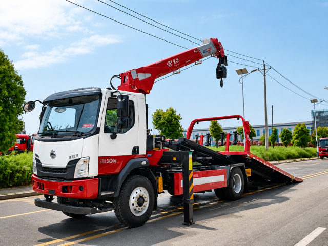 Camion de dépannage et de remorquage Dongfeng Chenglong 8 tonnes avec grue, MA BOUTIQUE, Camion de dépannage et de remorquage Dongfeng Chenglong 8 tonnes avec grue