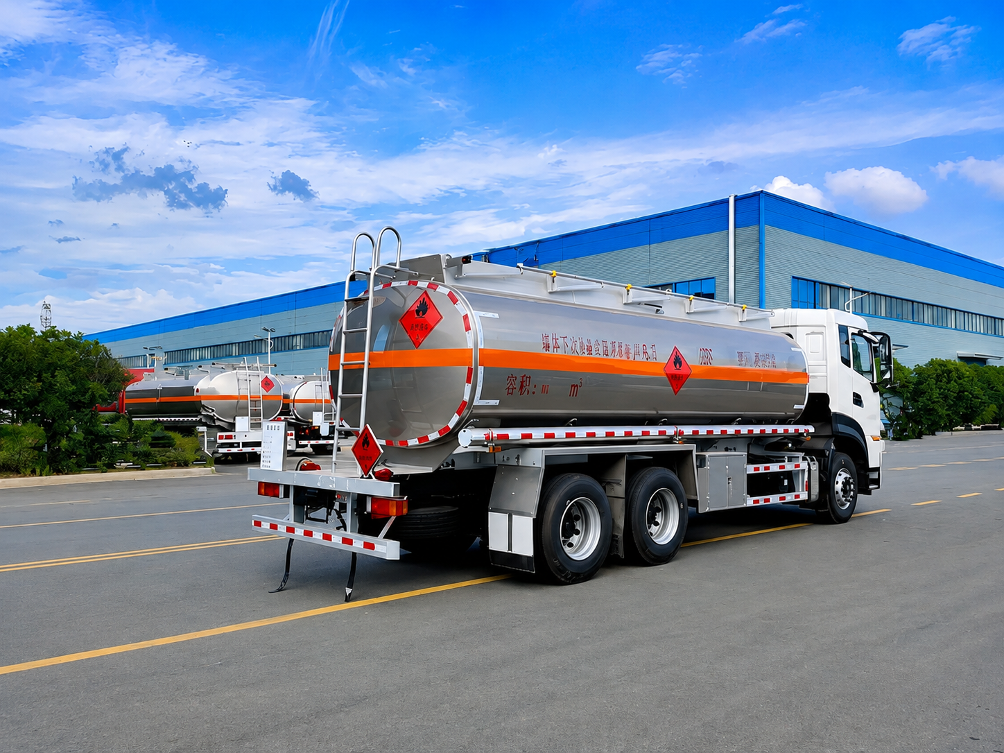 Camión de transporte de petróleo Dongfeng Tianlong 8x4 de 20 m³, MI TIENDA, Camión de transporte de petróleo Dongfeng Tianlong 8x4 de 20 m³