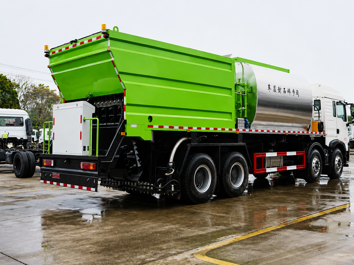 HOWO 24 m³ Synchronous Chip Sealing Truck,MY SHOP,HOWO 24 m³ Synchronous Chip Sealing Truck