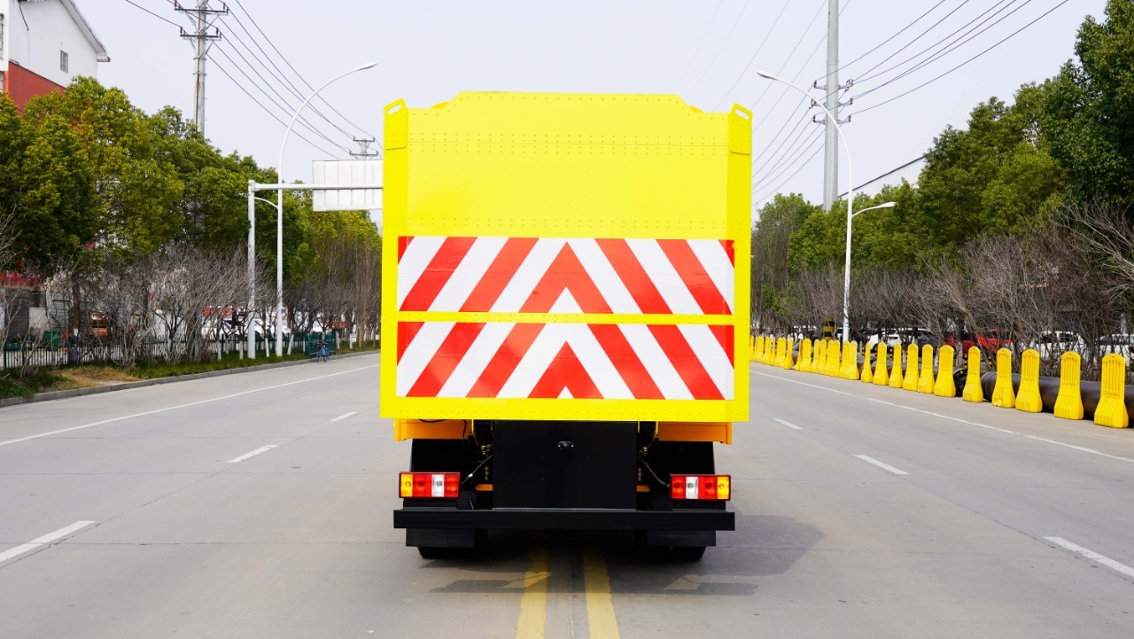 JMC 80k Crash Cushion TruckCompany, Suizhou Hongda Automobile Sales Co., Ltd.,JMC 80k Crash Cushion TruckCompany