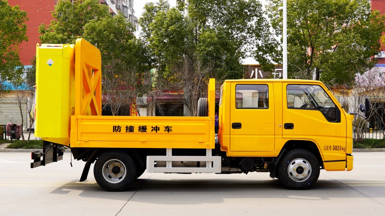 JMC 80k Crash Cushion TruckCompany, Suizhou Hongda Automobile Sales Co., Ltd.,JMC 80k Crash Cushion TruckCompany