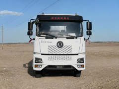Camion distributeur d'asphalte DongFeng de 10 m³, Suizhou Hongda Automobile Sales Co., Ltd., Camion distributeur d'asphalte DongFeng de 10 m³