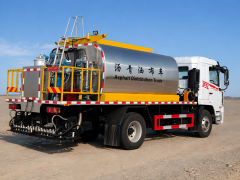 Camion distributeur d'asphalte DongFeng de 10 m³, Suizhou Hongda Automobile Sales Co., Ltd., Camion distributeur d'asphalte DongFeng de 10 m³