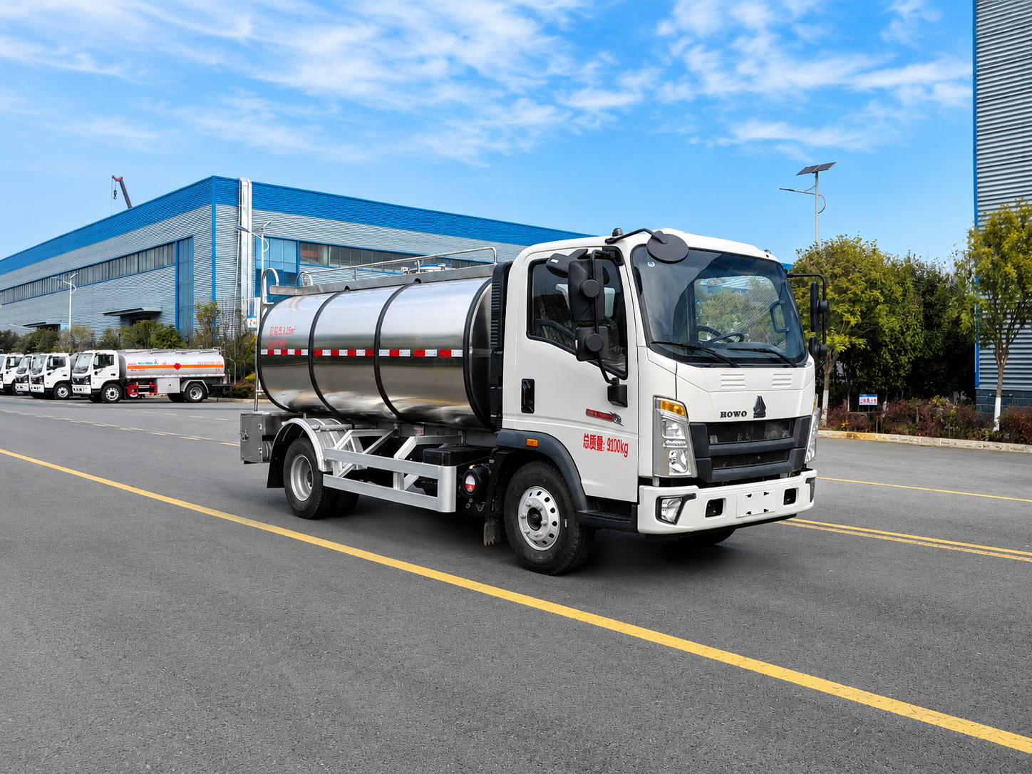 Sinotruk Howo 6m³ Milk Tanker Truck, Suizhou Hongda Automobile Sales Co., Ltd.,Sinotruk Howo 6m³ Milk Tanker Truck